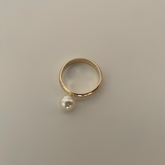 Zanya 18k Gold Filled Solitaire Pearl Ring