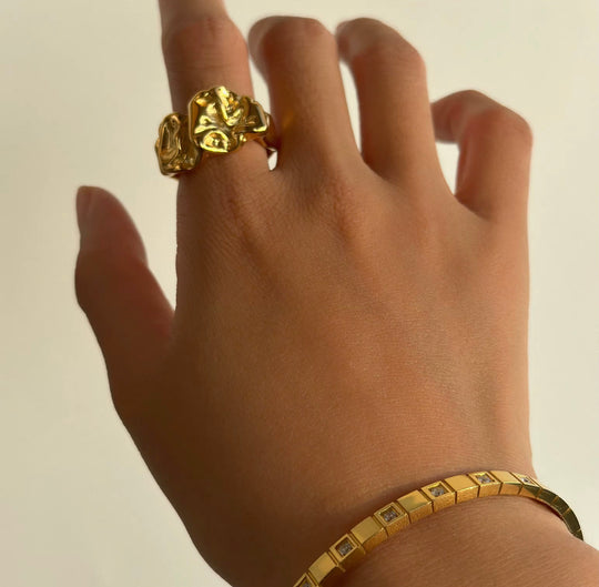 Maje Ring