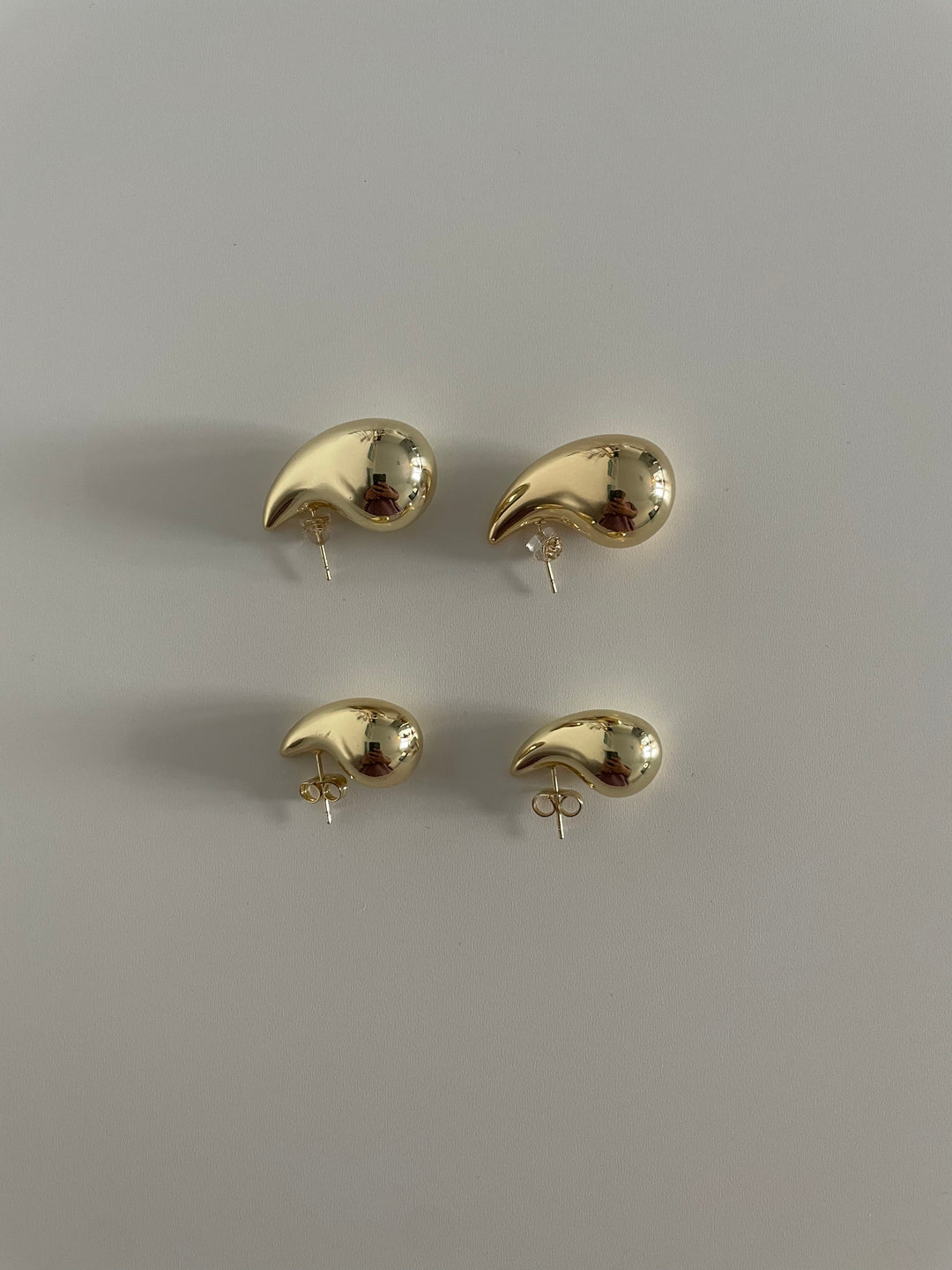 Hailey 14K Gold Filled 30mm Chunky Modern Teardrop Stud Earrings