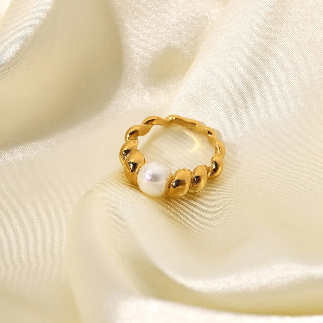 Lena Pearl Ring