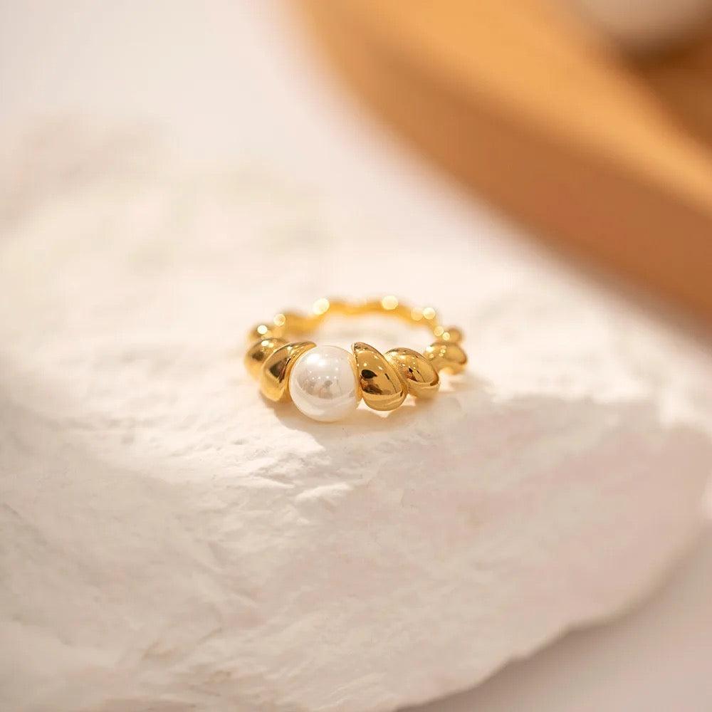 Lena Pearl Ring