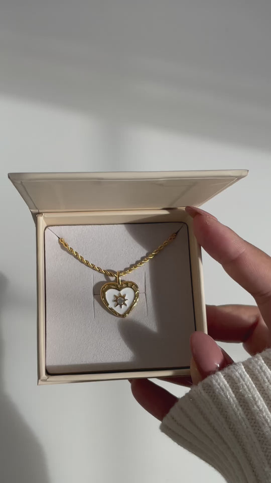 Vera Vintage Necklace